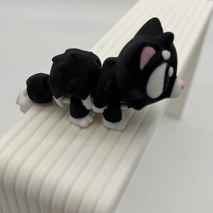 3D printed Black and White Tuxedo Cat 4” Fidget Toy Fun Collectible Stress Re…